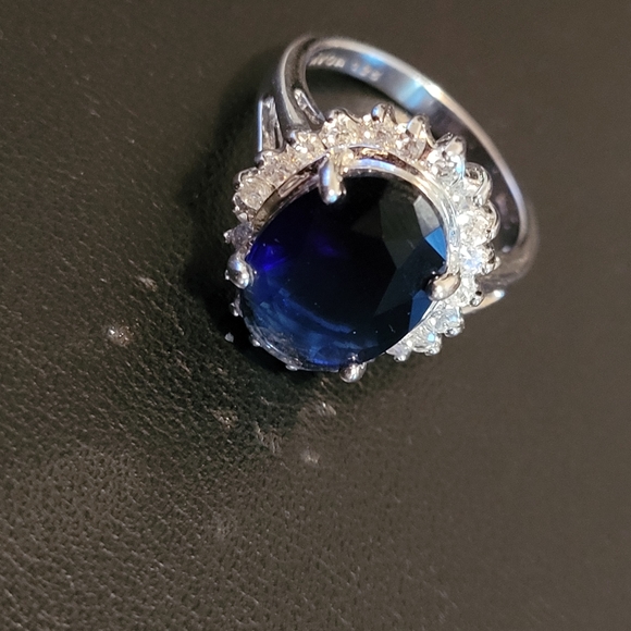 SOLD Princess Queen Royalty Diana Replica costume faux saphire diamond ring - Picture 5 of 7